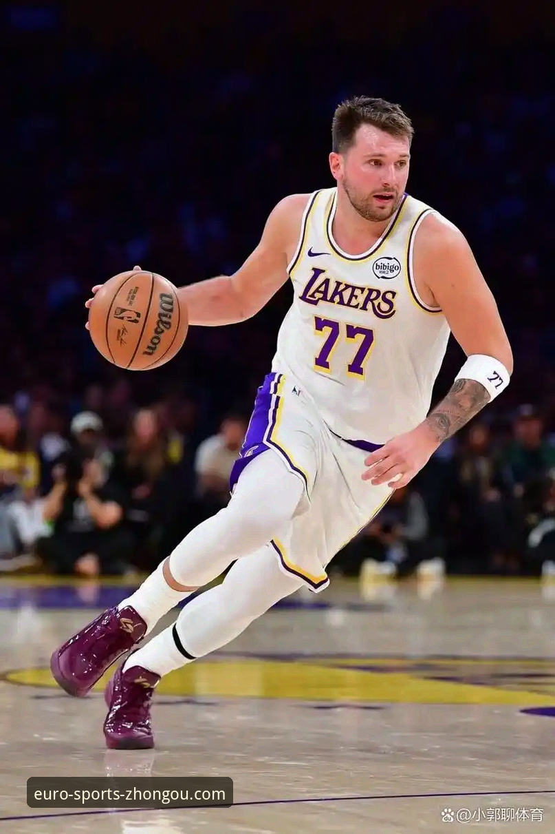 从东契奇43分狂飙，看中欧体育直播平台如何革新观赛分析体验